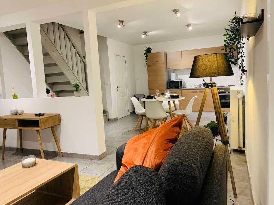 Tres Belle Maison D'hote De 2 A Obourg Appartement
